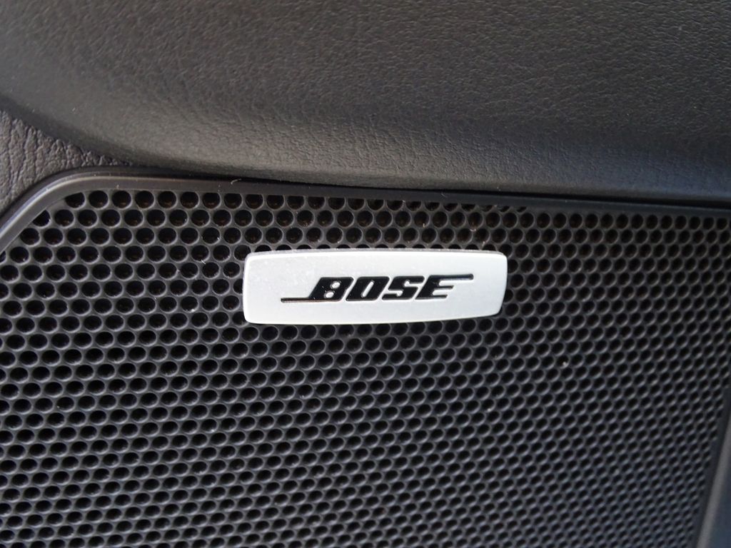 Vehicle image 14 of 42