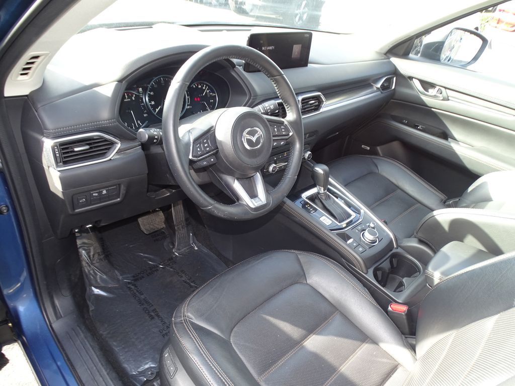 Vehicle image 19 of 42