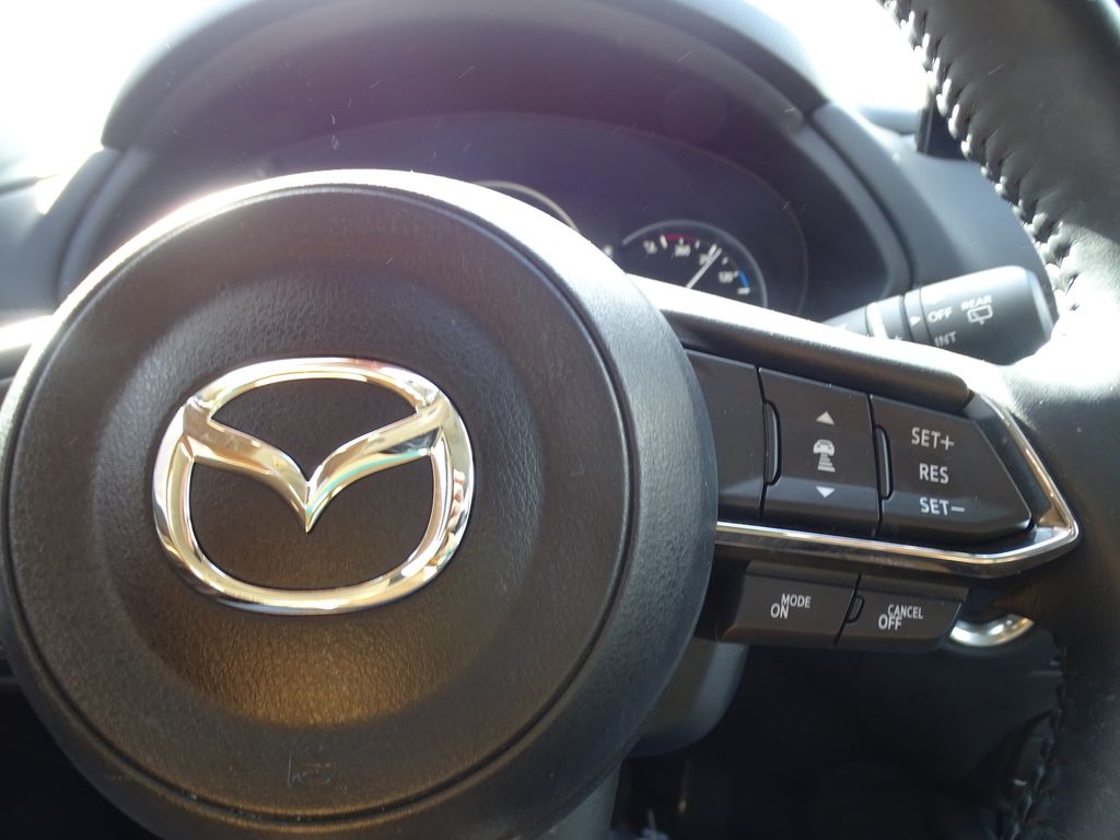 Vehicle image 22 of 42