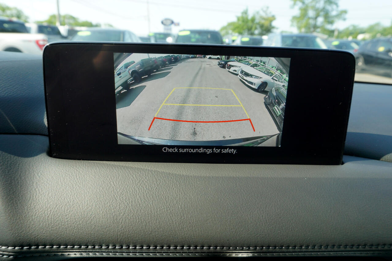 Vehicle image 19 of 29