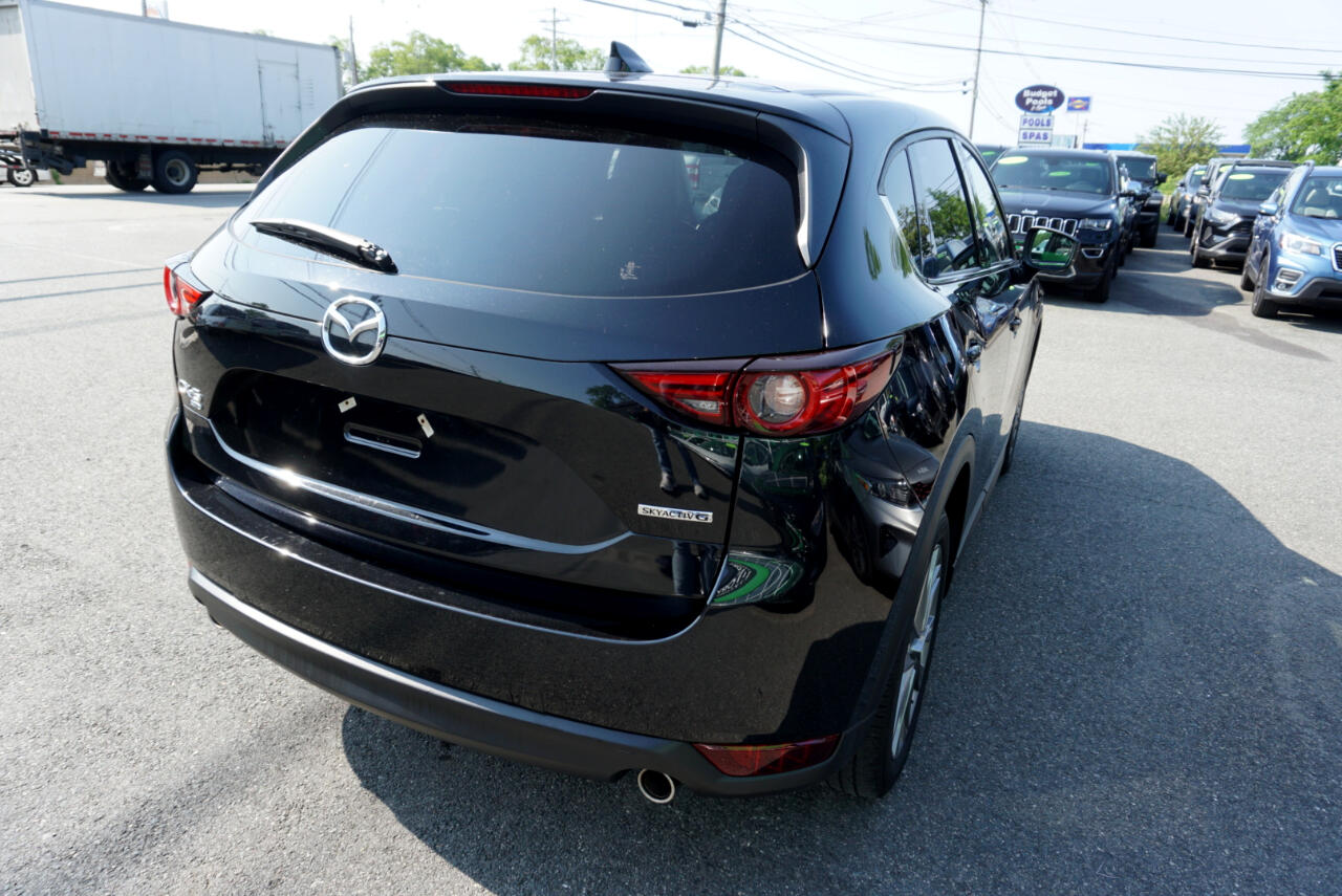 Vehicle image 3 of 29