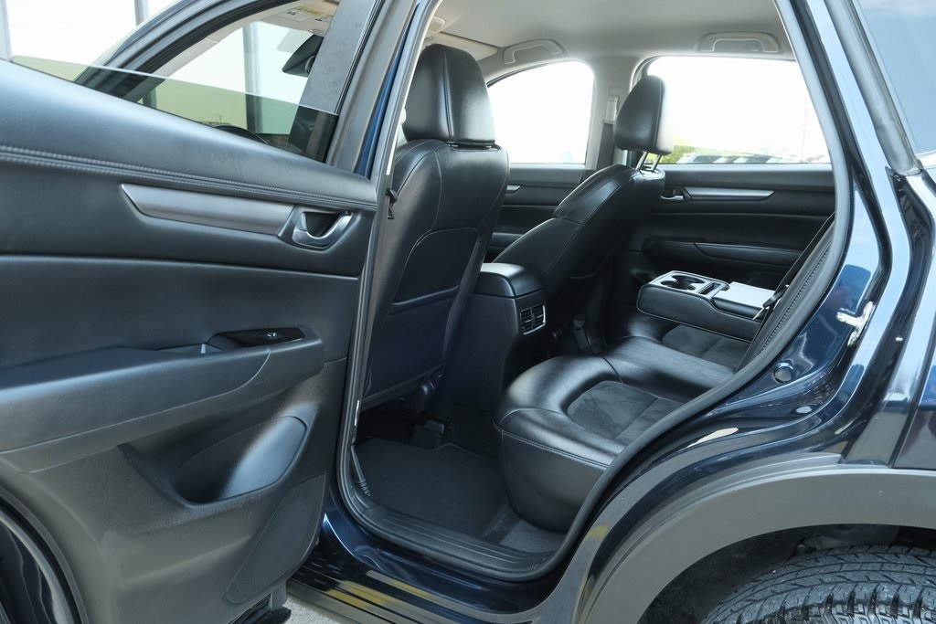2021 Mazda CX-5 Touring Image 13 of 40