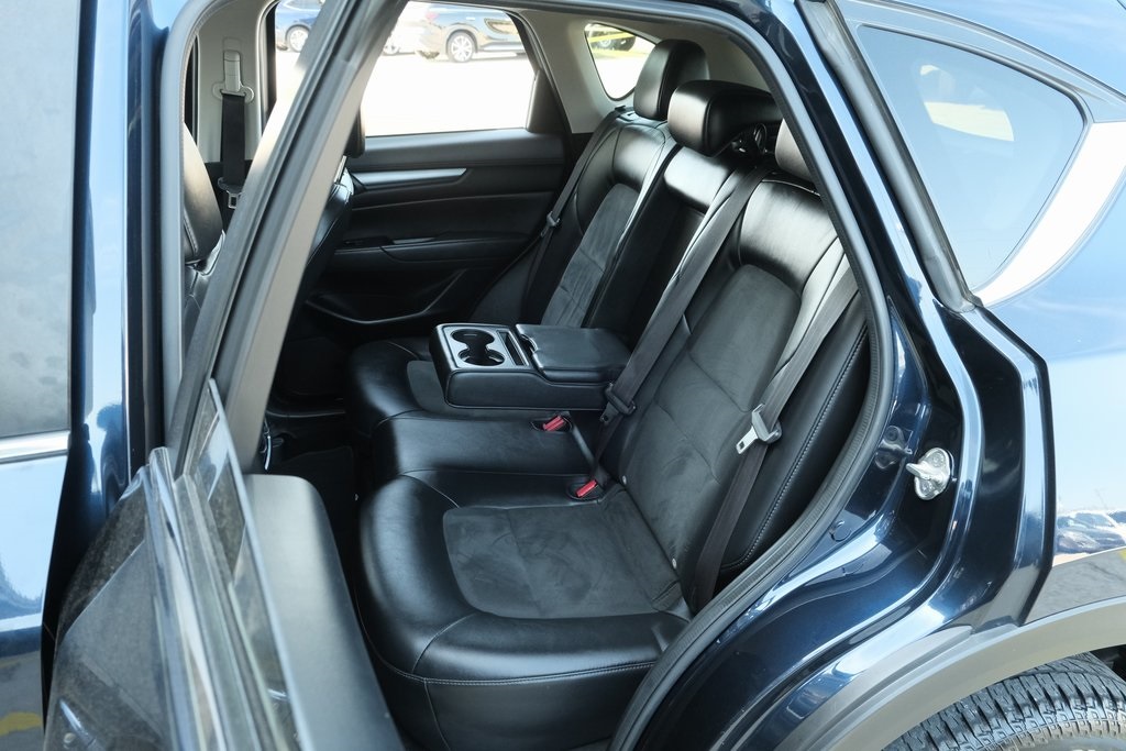 2021 Mazda CX-5 Touring Image 12 of 40