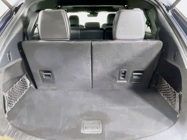 Vehicle image 26 of 31
