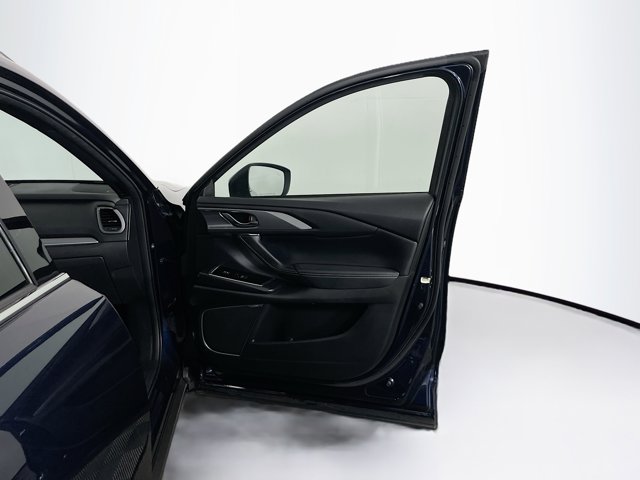 Vehicle image 30 of 31