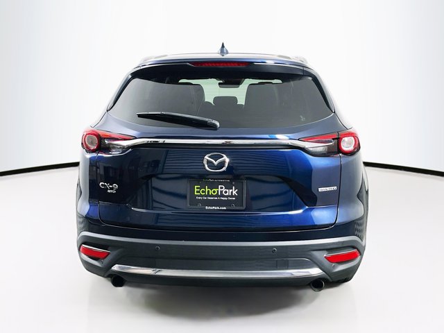 Vehicle image 6 of 31