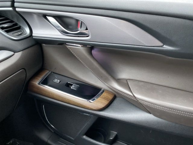 2021 Mazda CX-9 Signature Image 27 of 43