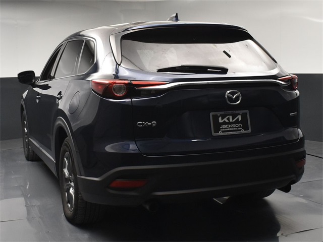 Vehicle image 23 of 50