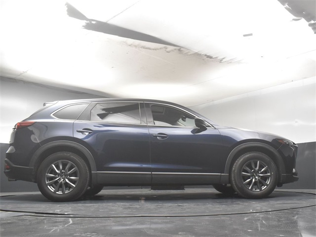 Vehicle image 12 of 50