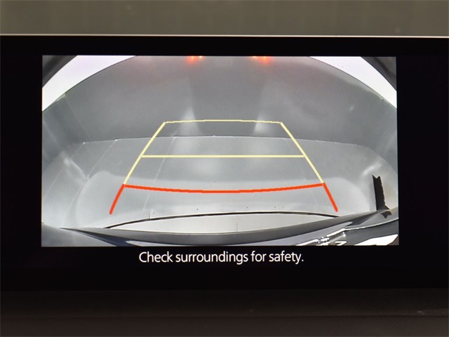 Vehicle image 40 of 50
