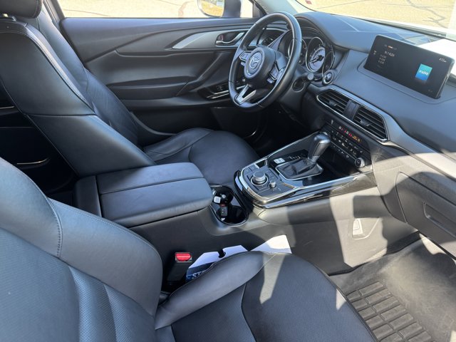Vehicle image 32 of 35