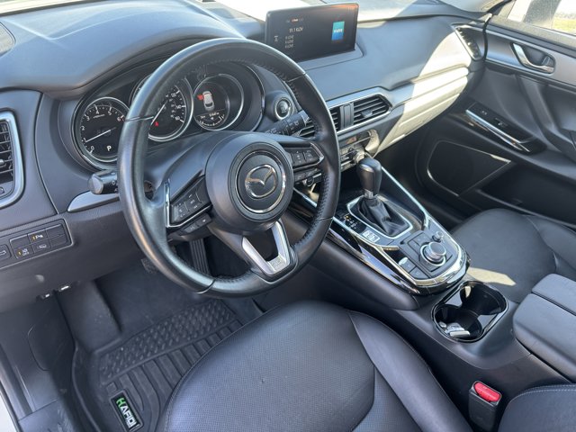 Vehicle image 17 of 35