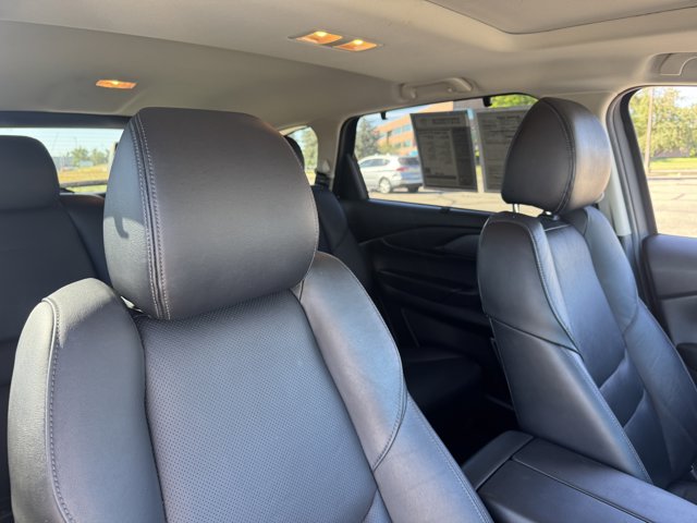 Vehicle image 9 of 35