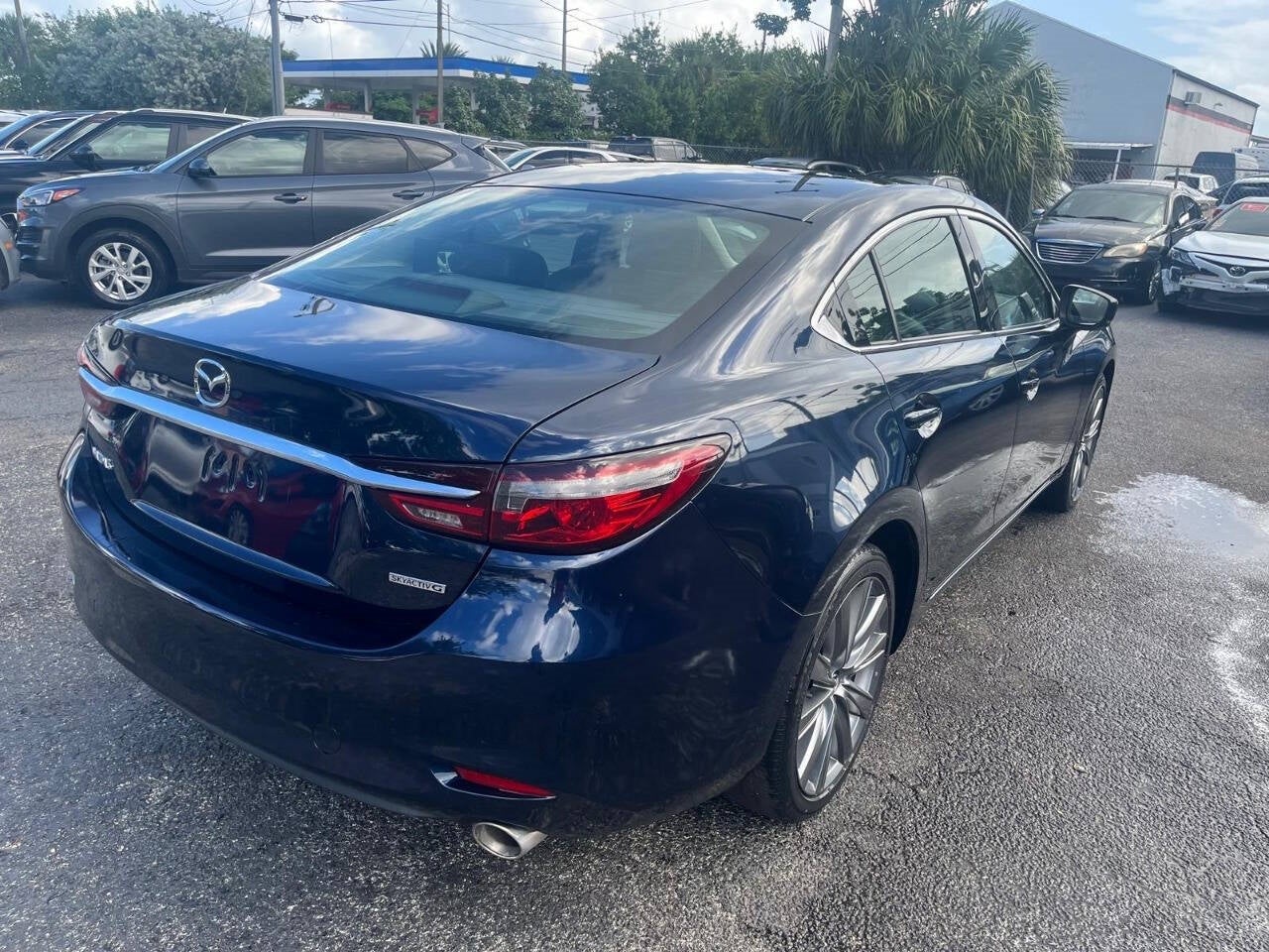 Vehicle image 4 of 36