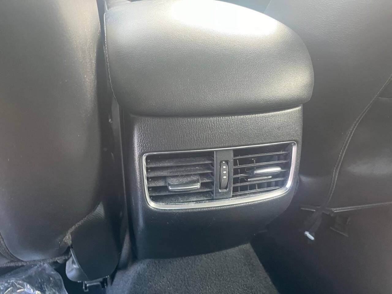 Vehicle image 12 of 36