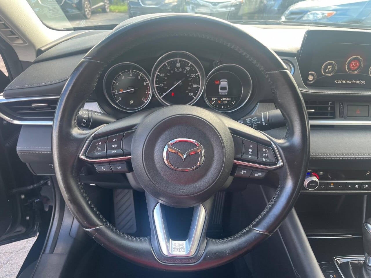 Vehicle image 18 of 36