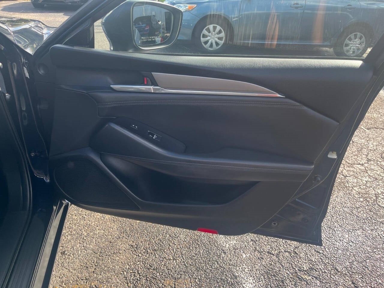 Vehicle image 9 of 36
