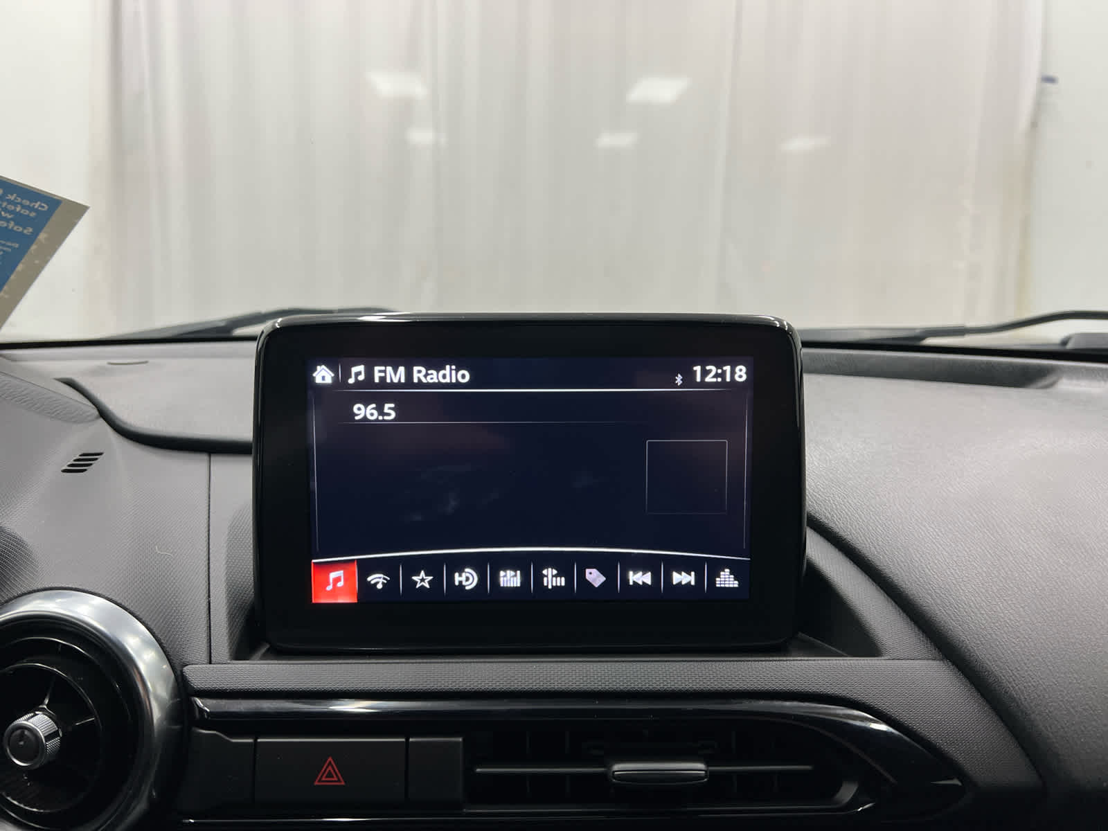 2021 Mazda MX-5 Miata RF Grand Touring Image 29 of 34