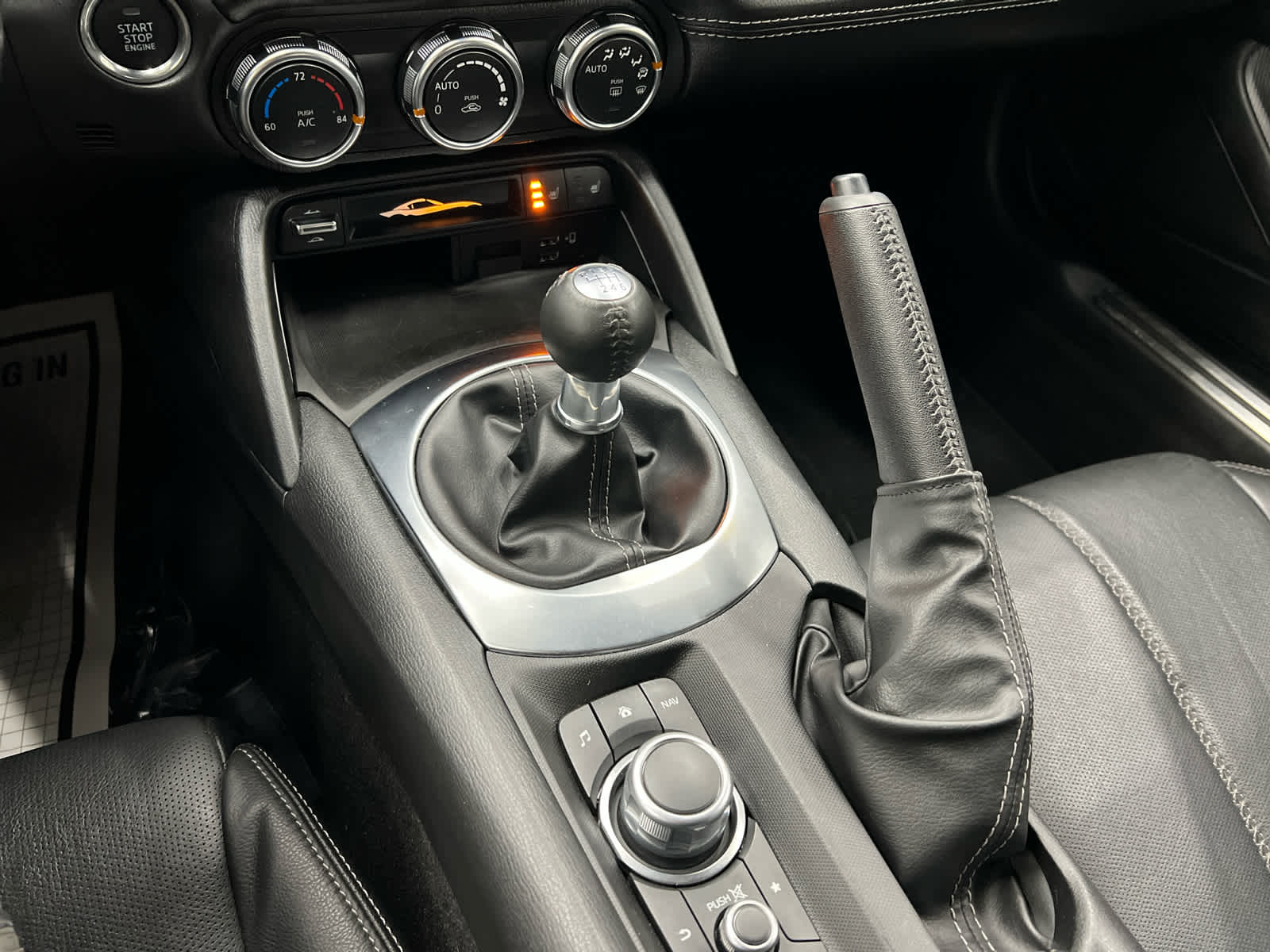 2021 Mazda MX-5 Miata RF Grand Touring Image 24 of 34