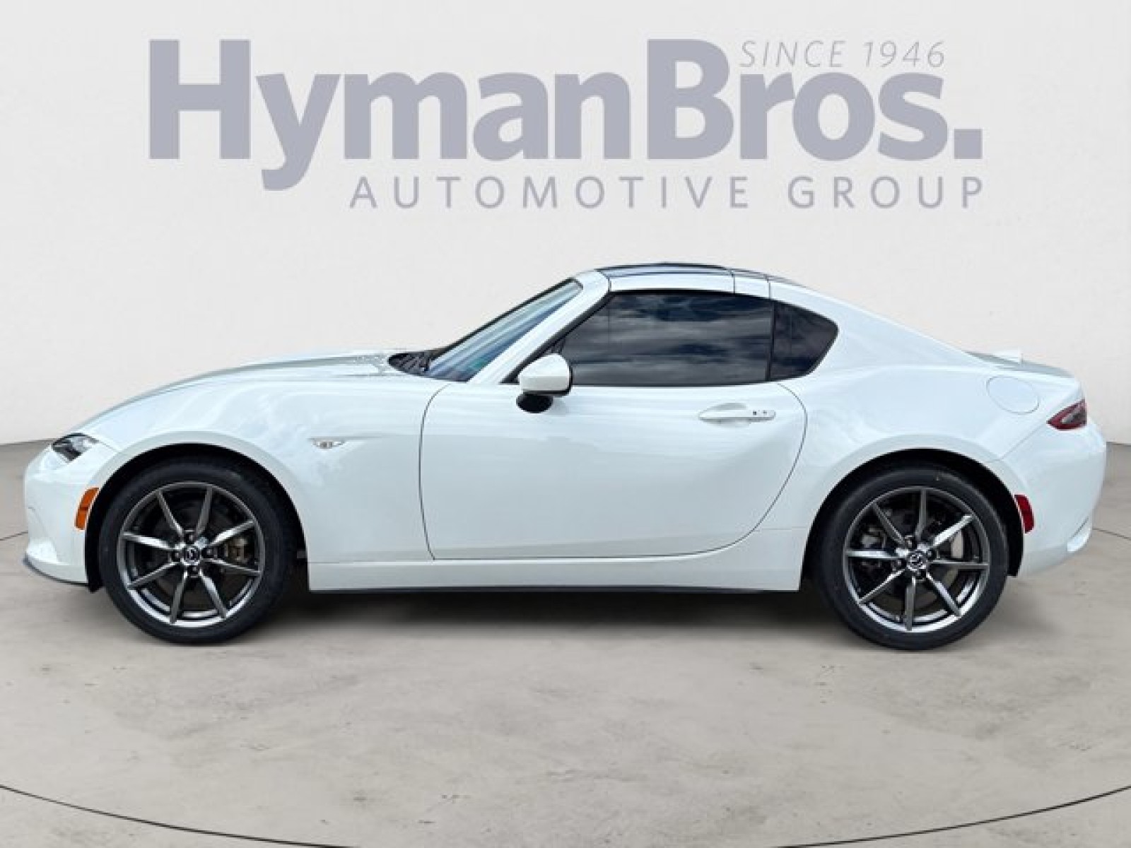 2021 Mazda MX-5 Miata RF Grand Touring Image 8 of 21