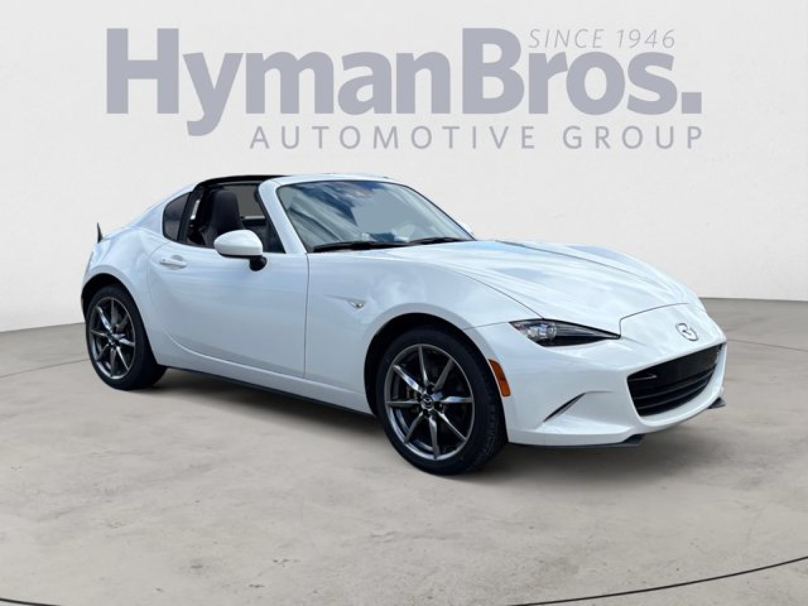 2021 Mazda MX-5 Miata RF Grand Touring Image 3 of 21
