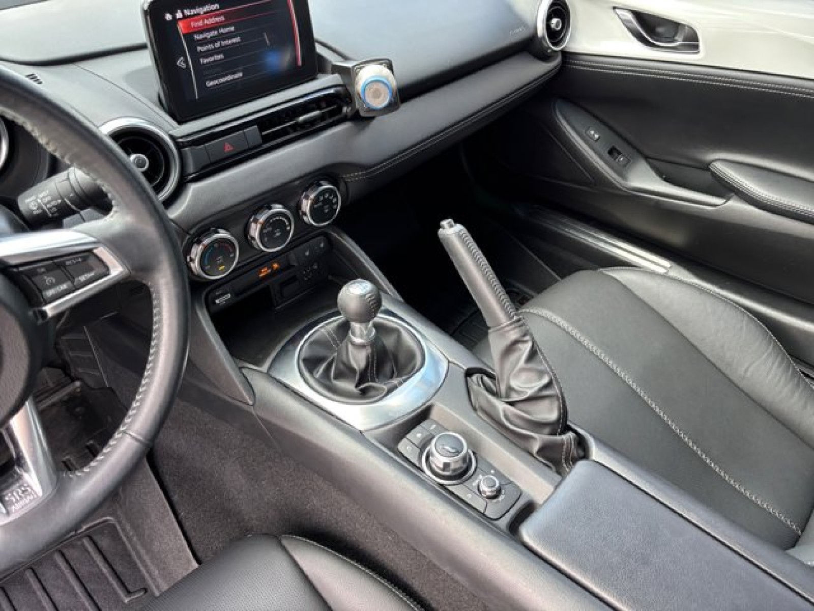 2021 Mazda MX-5 Miata RF Grand Touring Image 17 of 21