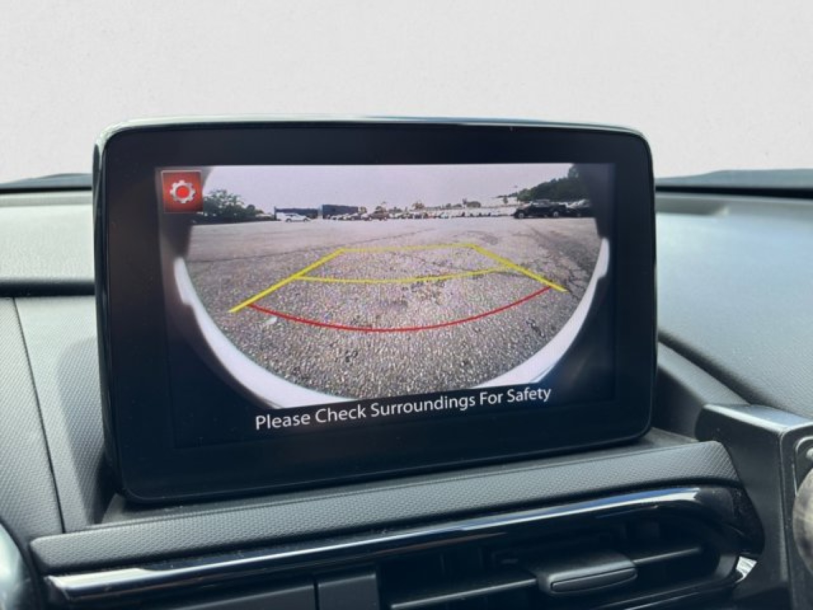 2021 Mazda MX-5 Miata RF Grand Touring Image 15 of 21