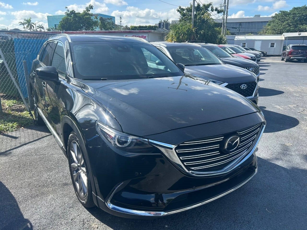 Vehicle image 2 of 30