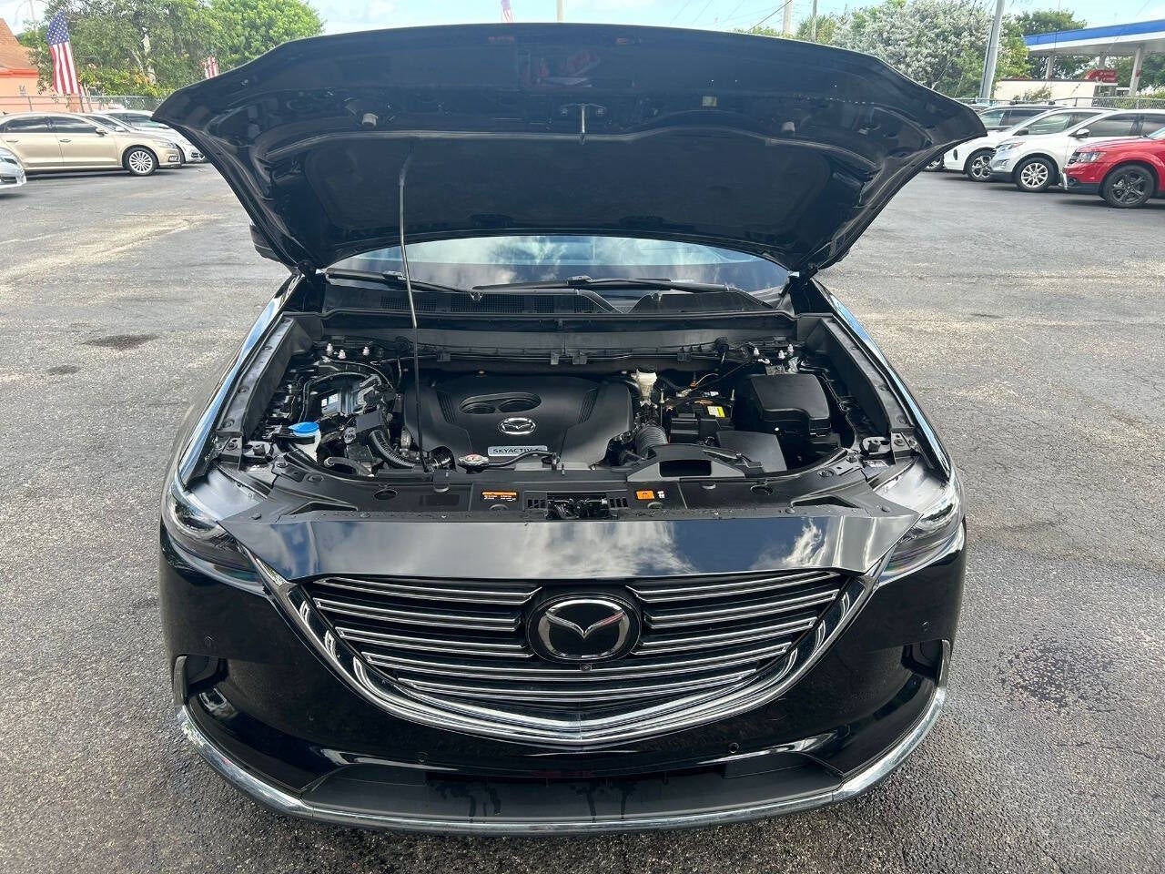 Vehicle image 9 of 30