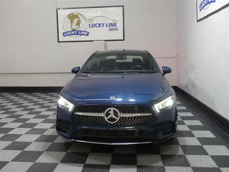 2021 Mercedes-Benz A-Class A 220 Image 2 of 47