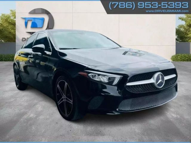 Vehicle image 5 of 32