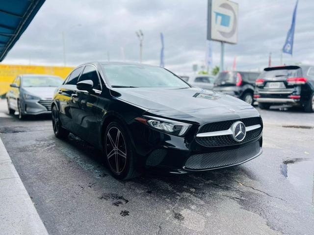 Vehicle image 6 of 32