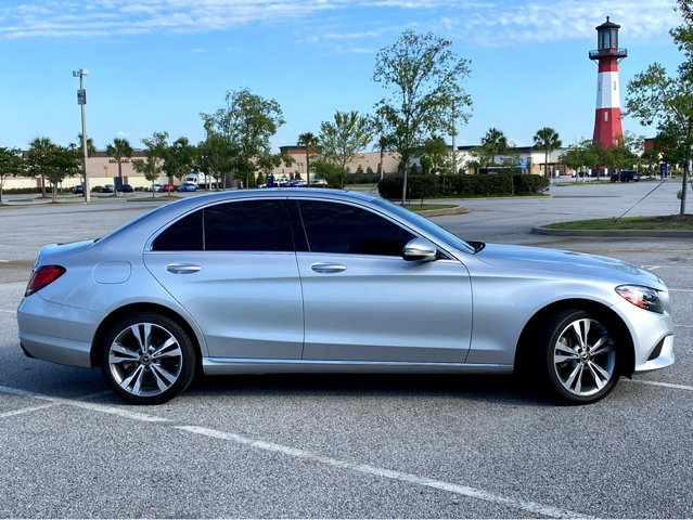 Vehicle image 4 of 29