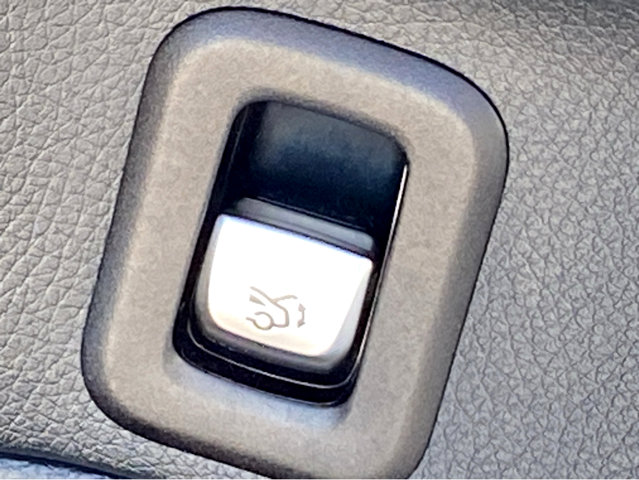 Vehicle image 29 of 29