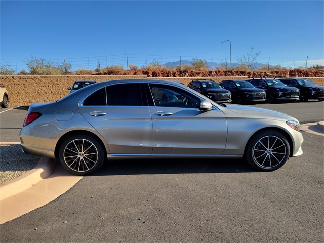 Vehicle image 4 of 24