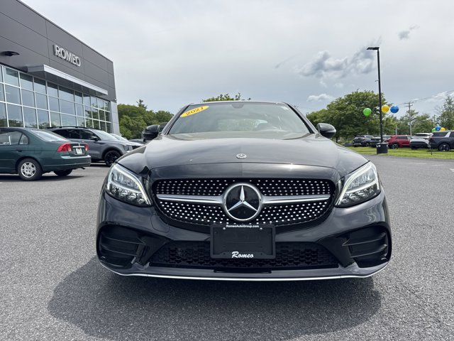 Vehicle image 8 of 31
