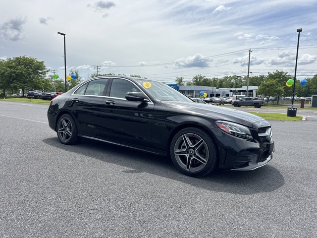 Vehicle image 2 of 31