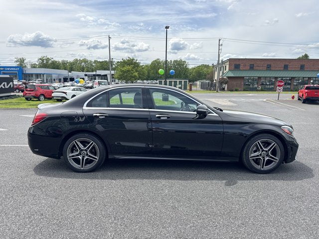 Vehicle image 3 of 31