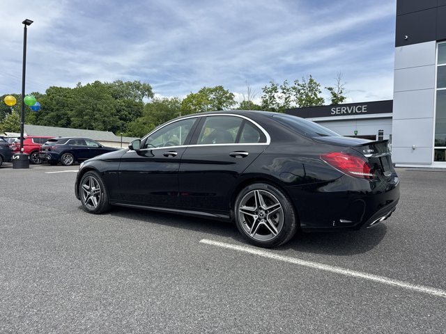 Vehicle image 6 of 31