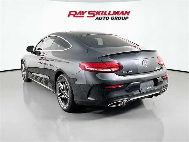 Vehicle image 7 of 40