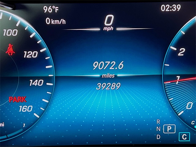 Vehicle image 23 of 40