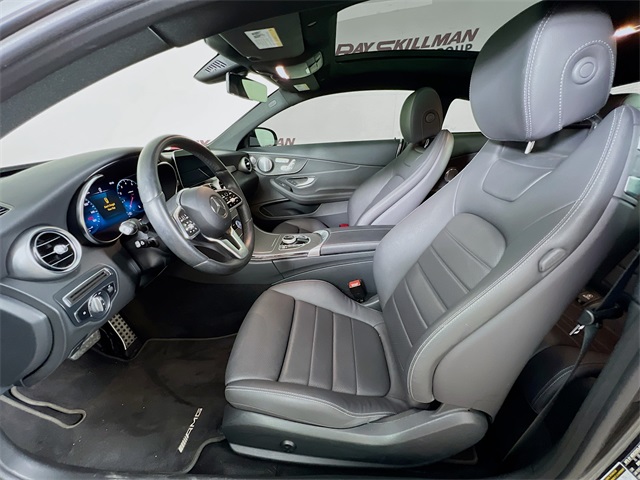 Vehicle image 21 of 40