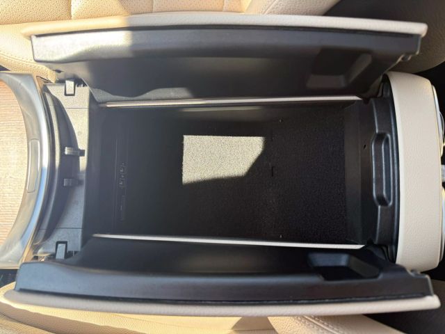 Vehicle image 39 of 44