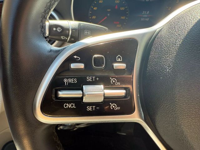 Vehicle image 26 of 44