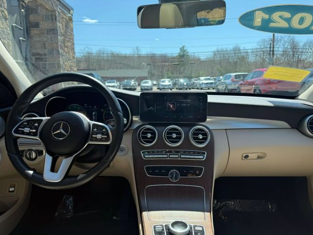 Vehicle image 22 of 44