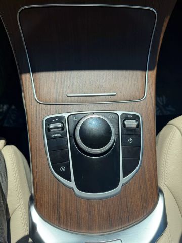 Vehicle image 38 of 44