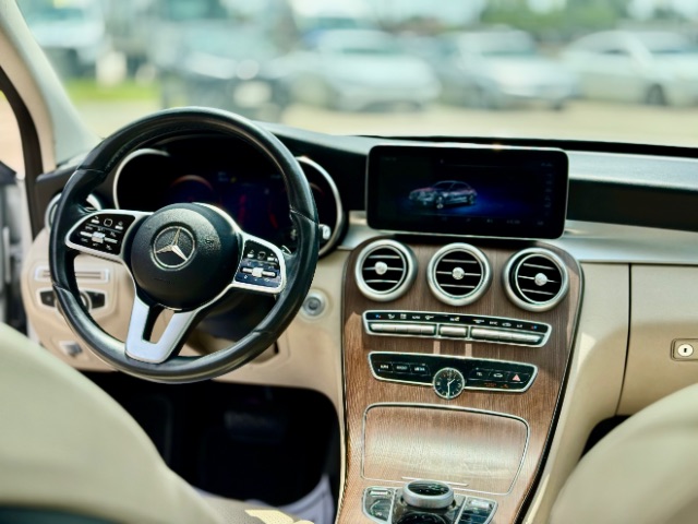 Vehicle image 18 of 18