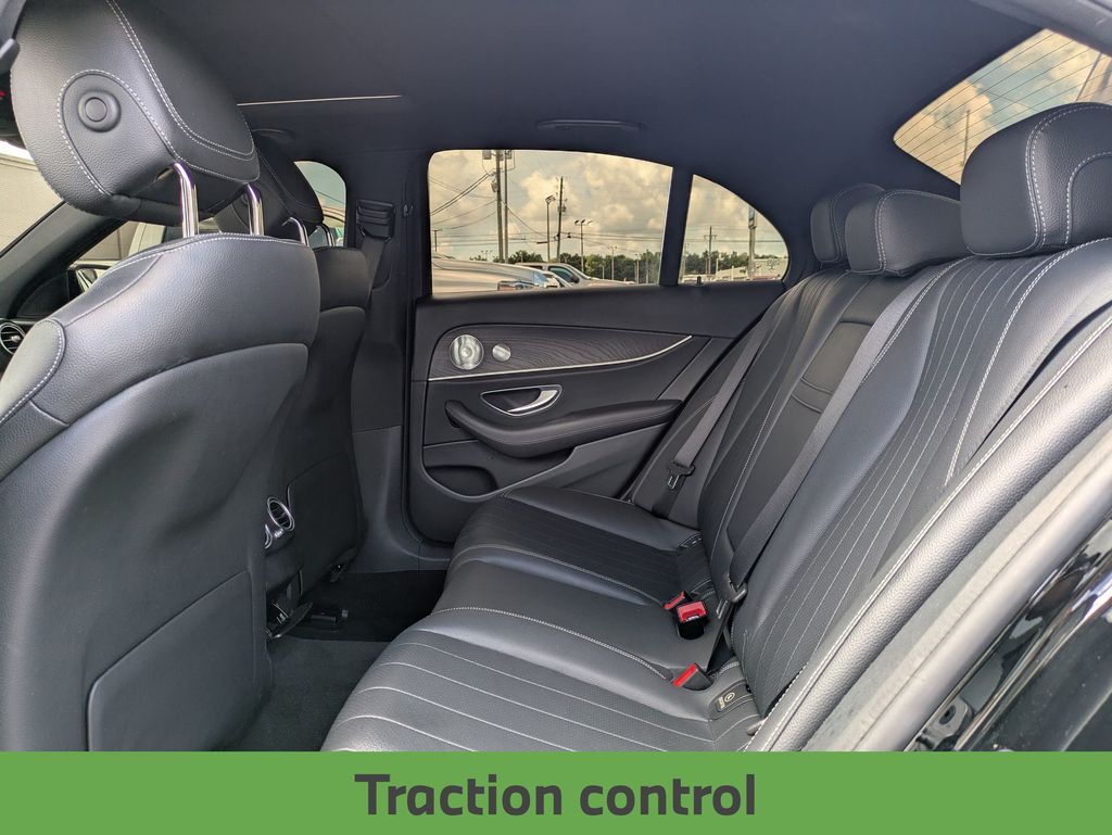 Vehicle image 13 of 35