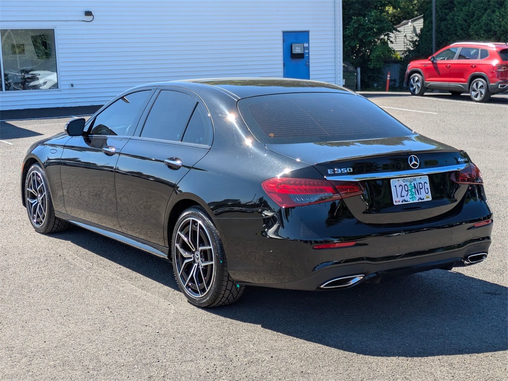 Vehicle image 8 of 41