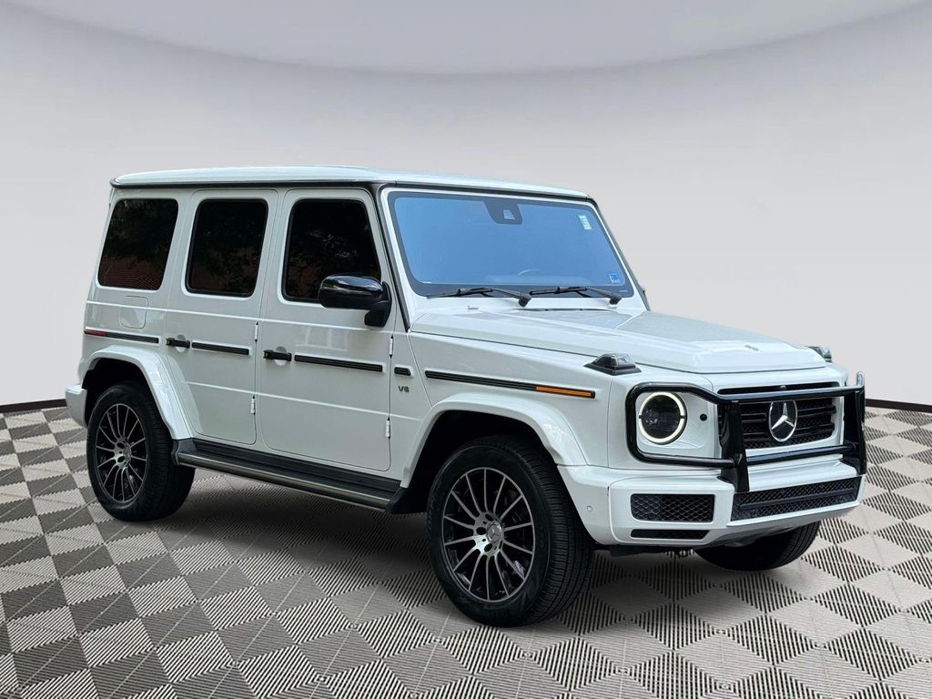2021 Mercedes-Benz G-Class 550 Image 3 of 30